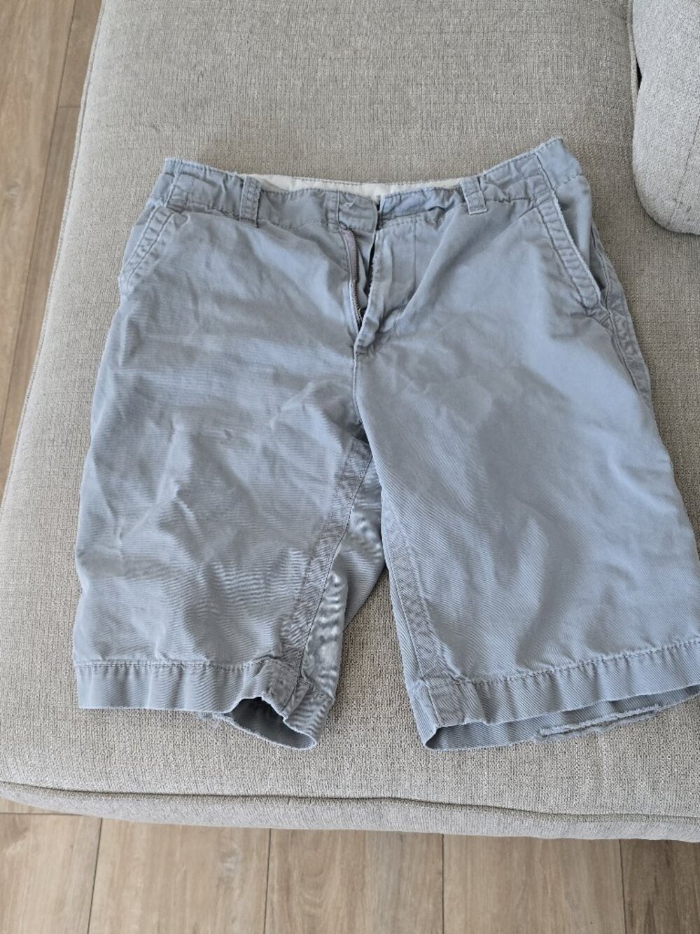 Old Navy gray-blue cotton chino shorts loose size 30 EUC see description